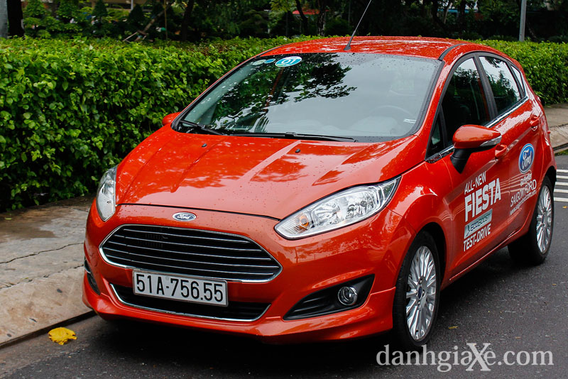 ford fiesta 13