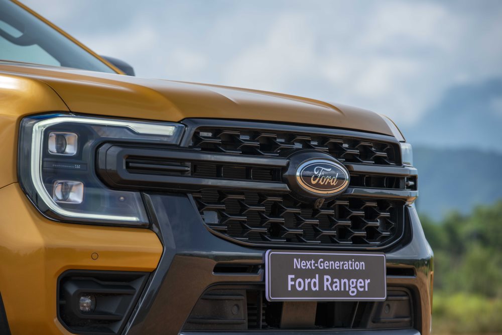 Ford Ranger Wild Track chi tiet ngoai that 1.jpg