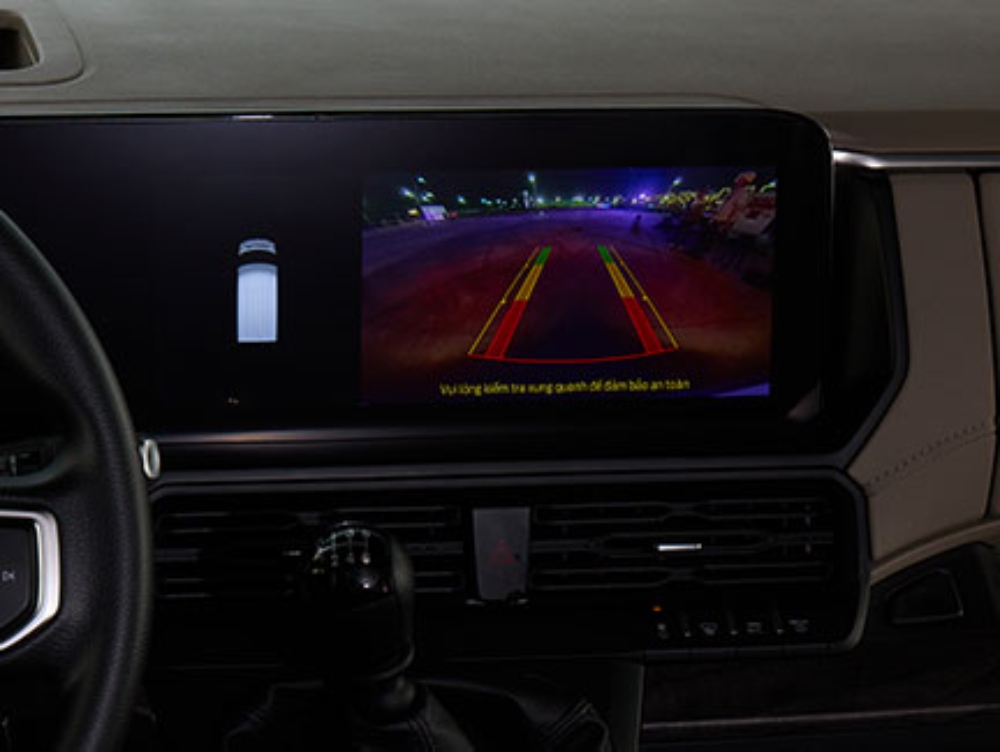 reversing-camera.jpg
